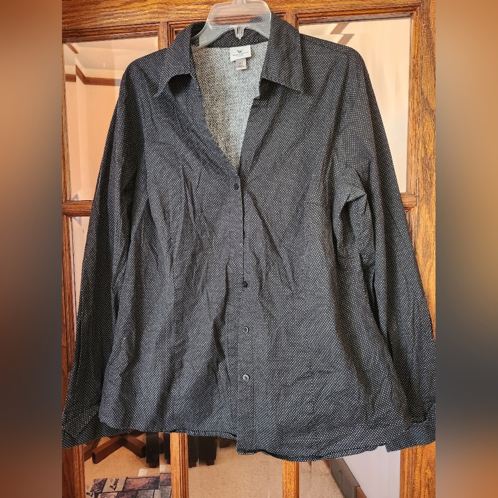 🏖Women's Black Button-Up Blouse